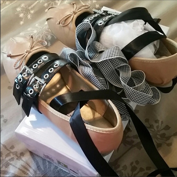 Belted Ballet flats.With Mui Mui and Prada collab. - Picture 3 of 8
